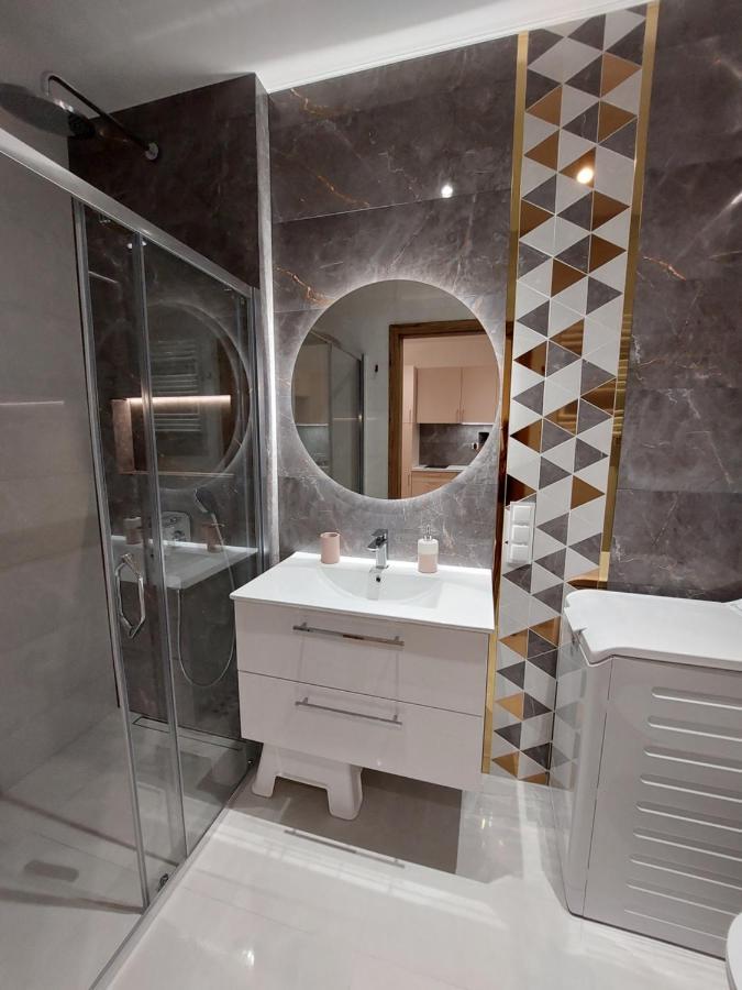 Apartament Trojkaty I Kwadraty Karpatia Resort คาร์ปัตซ์ ภายนอก รูปภาพ